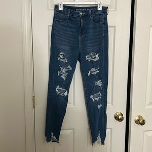 American Eagle The Dream Jean Curvy Super Hi-Rise Ripped Jeans Size 8